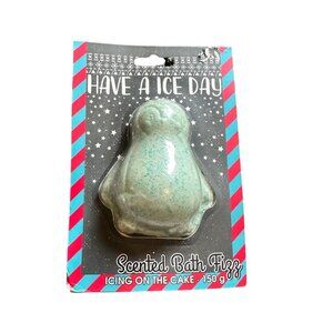 My Beauty Spot Have a Ice Day Penguin Icing on the Cake Scented Bath Fizz Bomb
